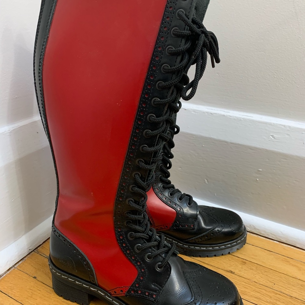 RARE 2 tone Nevermind boots. Tried on but never worn. Perfect condition